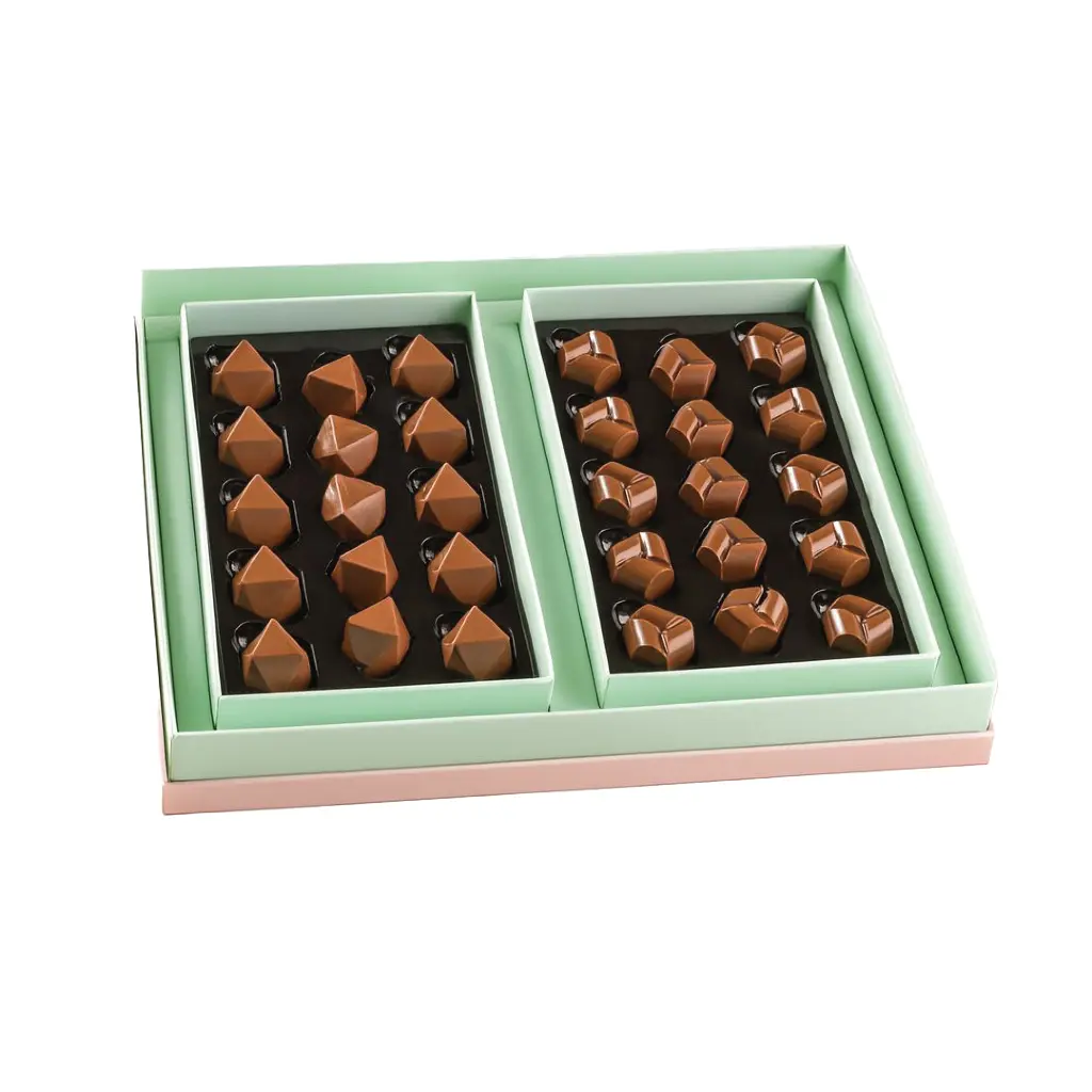 بوكس شوكولاتة جيوفن براوني 