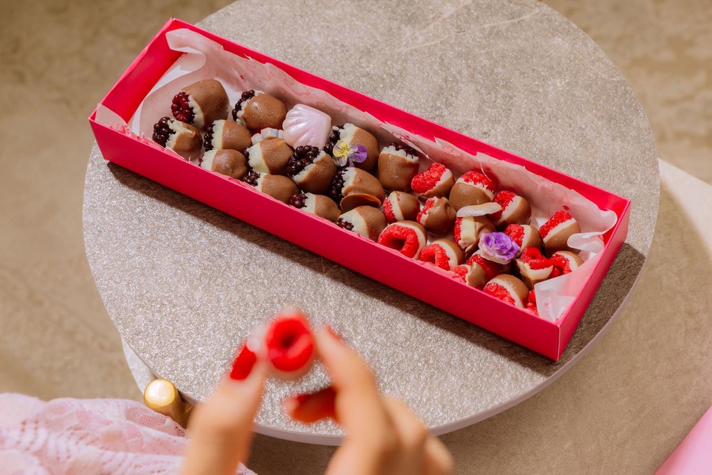 تشوكلت توت اي بي سويت 