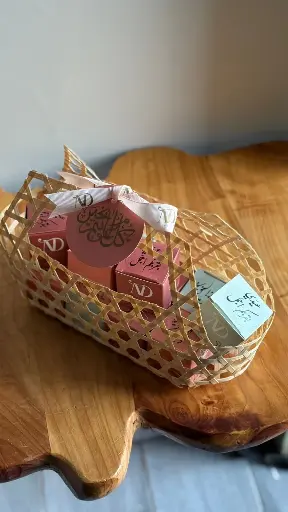 [3200310] توزيعات العيد 12 حبة ان دي سويت 