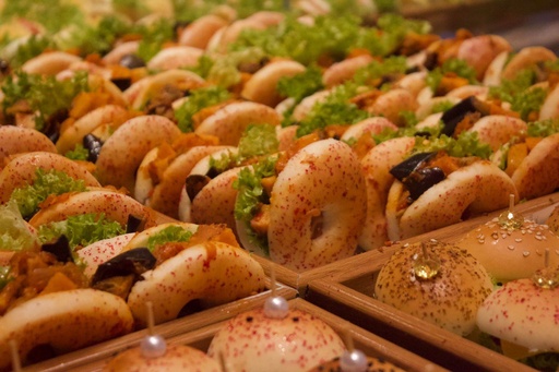 [3000004] ساندويتش بطاطس وباذنجان