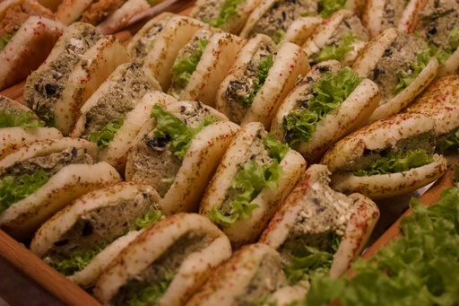 [3000011] ساندويتش مدور جبن فيتا